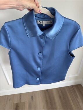 ZARA Short-Sleeve Button-Front Top in Periwinkle Blue